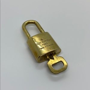 Vintage Louis Vuitton LV Lock and Key 301